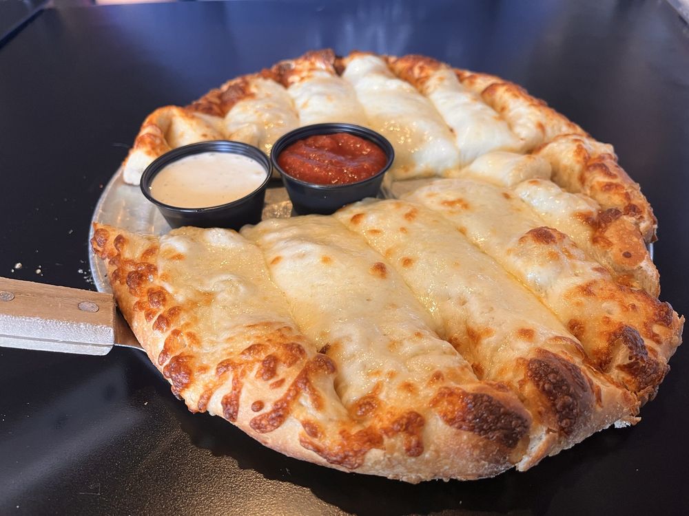 Food from McClain's Pizzeria