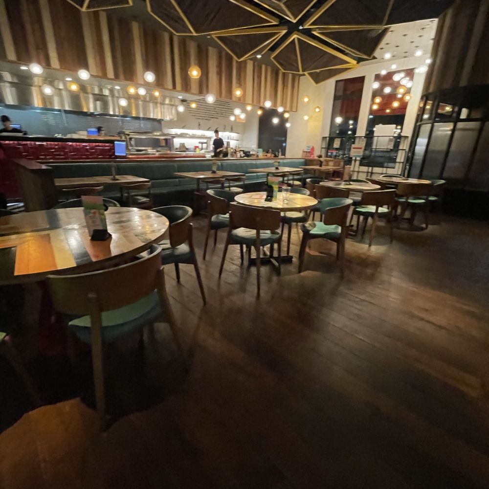 Nando's Peri-Peri - Dining area, so fresh and so clean - South African Near Me - Reston, Virginia Nando's Peri-Peri - Dining area, so fresh and so clean - South African Near Me - Reston, Virginia