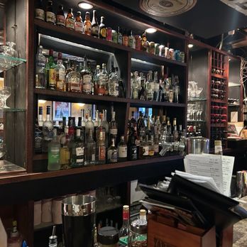 Pie Whole - Full bar view - Pizza Near Me - St Thomas, Virgin Islands