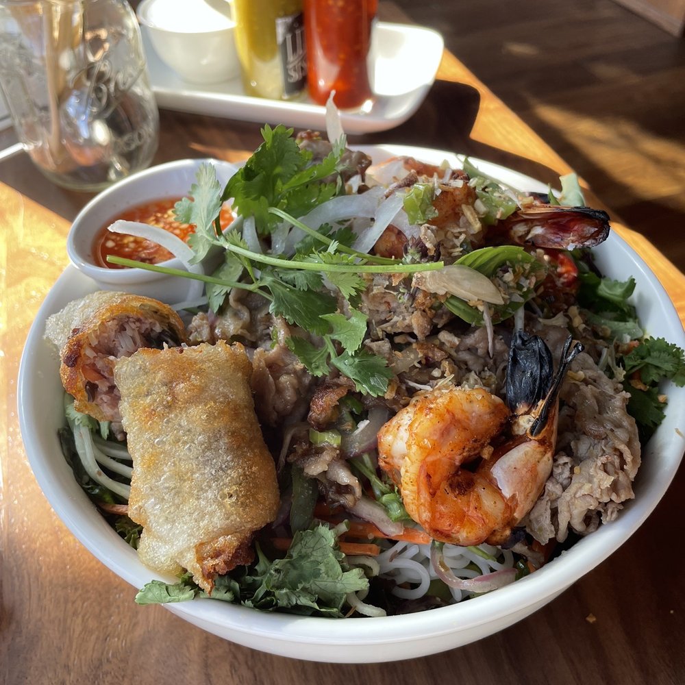Little Sister - bun tom thit nuong cha gio' charbroiled pork & shrimp over vermicelli - Vietnamese Near Me - El Segundo, California