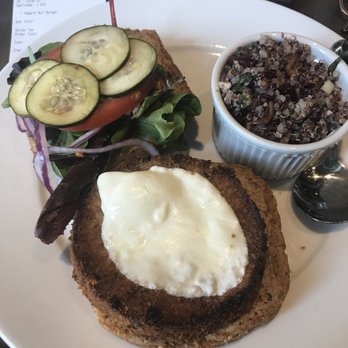 bellagreen - Veggie Nut Burger with Quinoa Salad and Mozzarella cheese - Gluten-Free Near Me - Houston, Texas