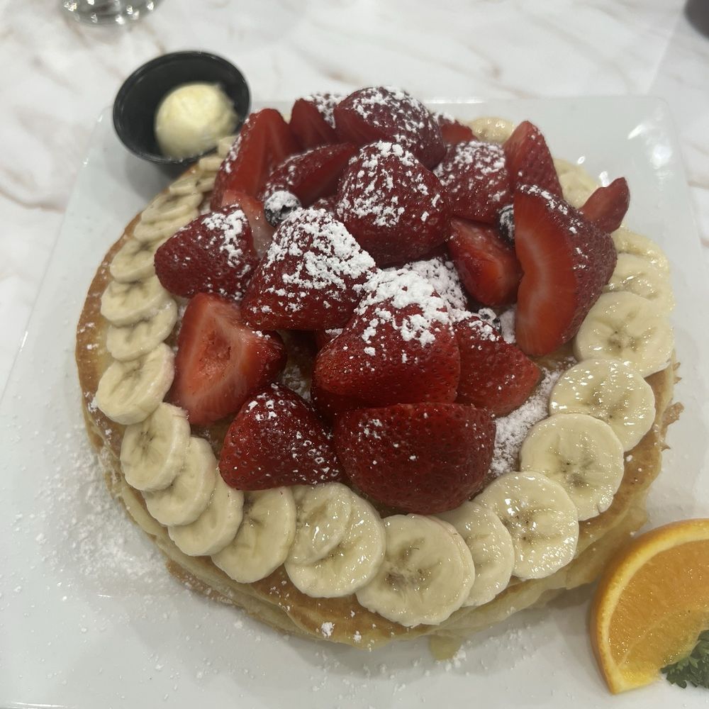 Keke's Breakfast Cafe - This is called Florida pancake with fruit toppings. The fruits are fresh and the pancake is delicious. - Breakfast & Brunch Near Me - Plano, Texas Keke's Breakfast Cafe - This is called Florida pancake with fruit toppings. The fruits are fresh and the pancake is delicious. - Breakfast & Brunch Near Me - Plano, Texas
