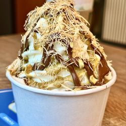 Saloniki Greek - Dubai chocolate froyo
