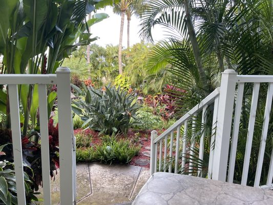 Pineapple Inn Maui by null