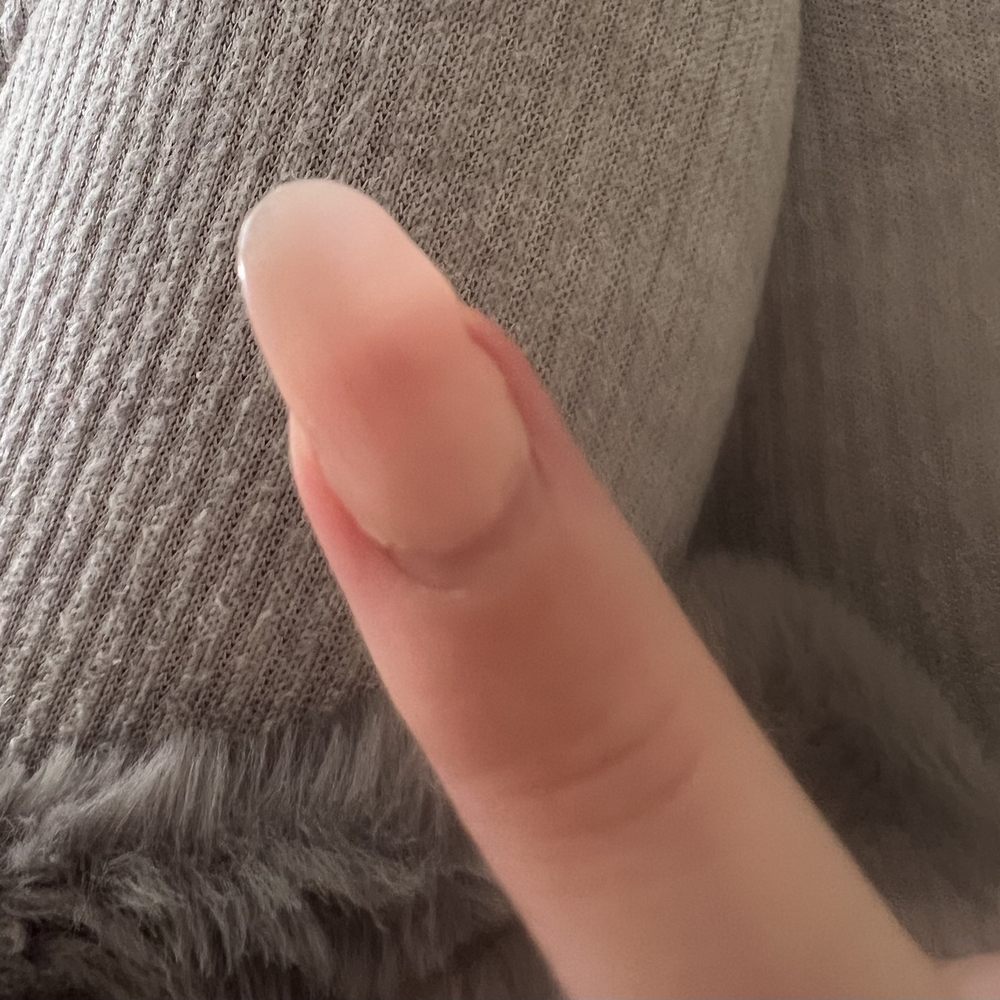 Wynn Nails & Spa - Dip not filled completely - Nail Salons Near Me - Camarillo, California Wynn Nails & Spa - Dip not filled completely - Nail Salons Near Me - Camarillo, California