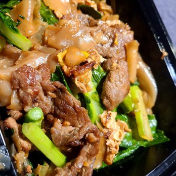 Orchid Thai - Beef pad see ew - Thai Near Me - Baldwin Park, California