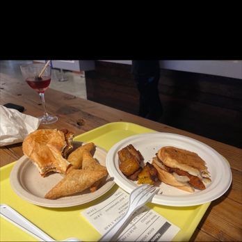 Habana Cuba Restaurant - Beef empanadas and pec high empanizada sandwich - Cuban Near Me - San Jose, California Habana Cuba Restaurant - Beef empanadas and pec high empanizada sandwich - Cuban Near Me - San Jose, California