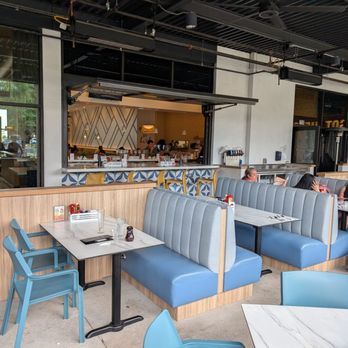 Broken Yolk Cafe - Breakfast & Brunch Near Me - McKinney, Texas