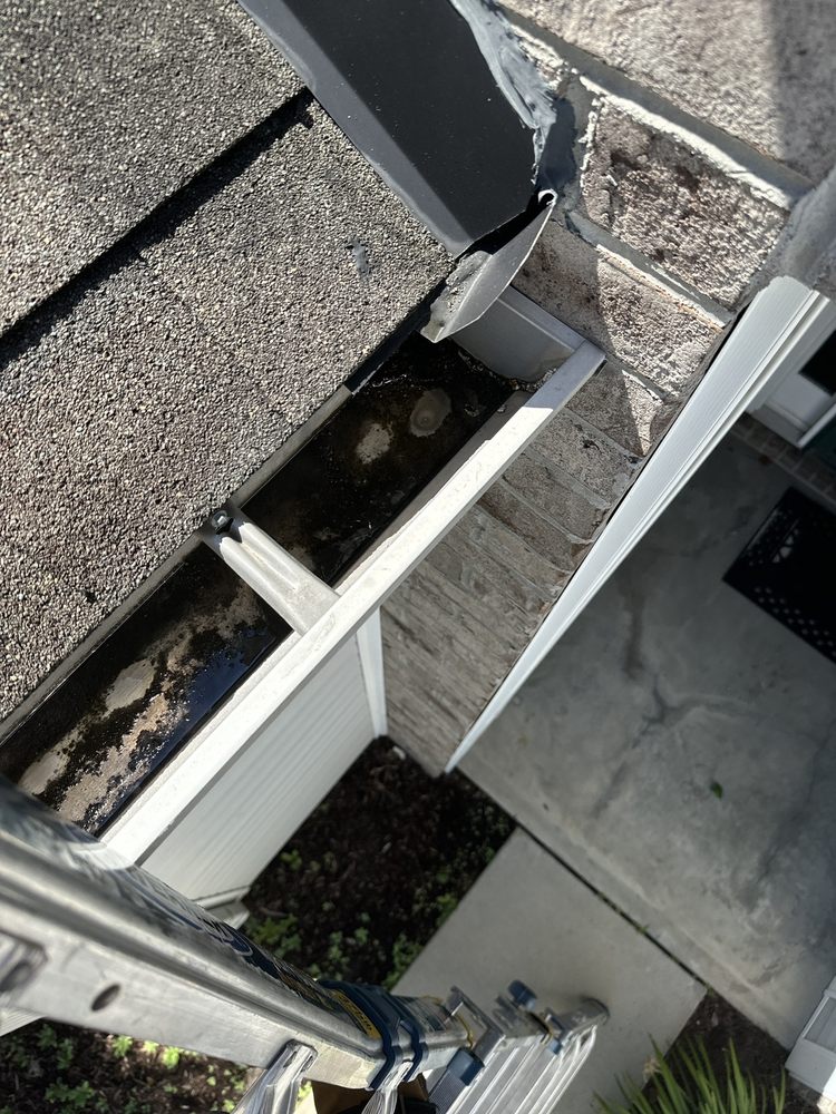 Slide of Bear Roofing