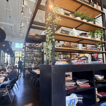 Catalú - Indoor - Spanish Near Me - Charlotte, North Carolina