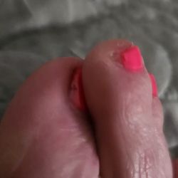 Sides of several toes weren't painted.