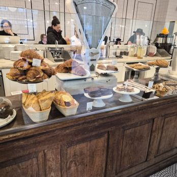 Tatte Bakery & Cafe | Old Town - Pastry selection - Breakfast & Brunch Near Me - Alexandria, Virginia