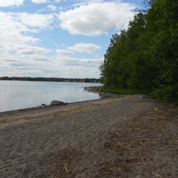 Karhusaaren uimaranta