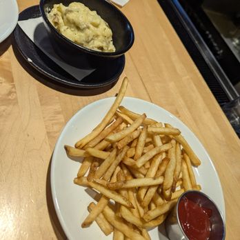 matchbox - Side of fries. Side of mashed potatoes - Pizza Near Me - Arlington, Virginia