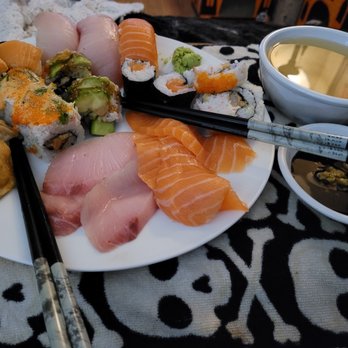 Sushi Chiyo - 4/18/2021 - Their takeout/delivery through Ubereats is amazing! - Conveyor Belt Sushi Near Me - Beaverton, Oregon Sushi Chiyo - 4/18/2021 - Their takeout/delivery through Ubereats is amazing! - Conveyor Belt Sushi Near Me - Beaverton, Oregon