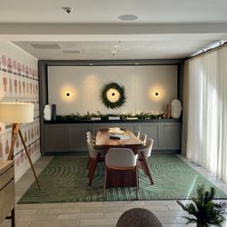 Kimpton Hotel Enso - 01.03.26 In the lobby area, nice cozy table