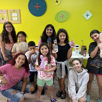 Artistry 27 Studio - Art Classes Near Me - Vienna, Virginia Artistry 27 Studio - Art Classes Near Me - Vienna, Virginia