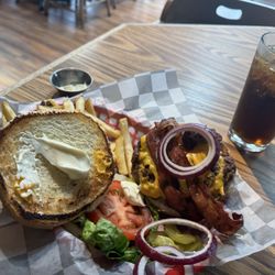 Ocean Cove Bar & Grill - Bacon Cheeseburger