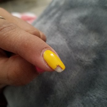 Sassy Nails - I just had them done and now this.  It's only been 3 days and I do not do industrial work.  This is not the first time I have issues either. - Nail Salons Near Me - Piedmont, South Carolina