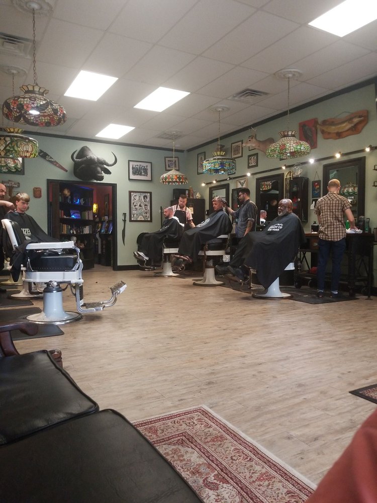 OLD CROW 10 Photos & 16 Reviews UPDATED Barbers 2603 N