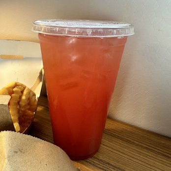 Shake Shack Downtown Brooklyn - Large Sunset Lemonade - Burgers Near Me - Brooklyn, New York Shake Shack Downtown Brooklyn - Large Sunset Lemonade - Burgers Near Me - Brooklyn, New York