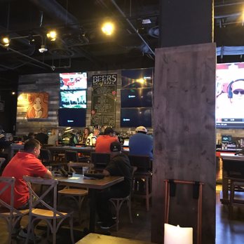 Lucky Strike Honolulu - Arcades Near Me - Honolulu, Hawaii