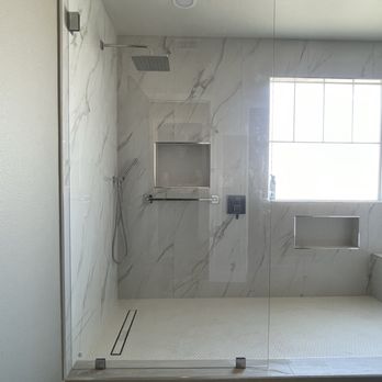 Baja Glass and Mirror - Shower Glass Panel - Glass & Mirrors Near Me - Las Vegas, Nevada