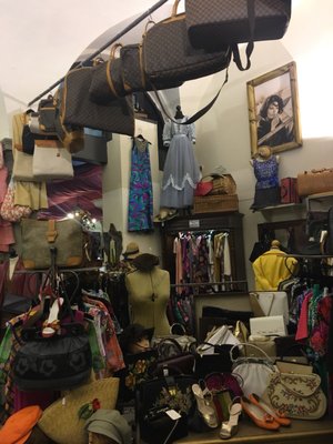 Street Doing Vintage Couture by null