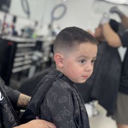Los Originals Barbershop - We love getting the kids used to a good barbershop !
