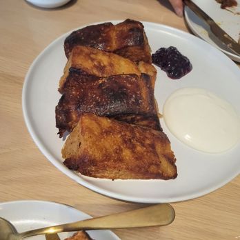 Tomat - French toast with jam and whip cream - New American Near Me - Los Angeles, California