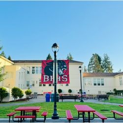 Burlingame High School - Quadrangle