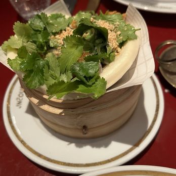 JNčQUOI - Bang bang chicken bao - Asian Fusion Near Me - Lisbon, 11