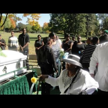 Paradise Memorial Funeral and Cremation Services - Funeral Services & Cemeteries Near Me - Milwaukee, Wisconsin Paradise Memorial Funeral and Cremation Services - Funeral Services & Cemeteries Near Me - Milwaukee, Wisconsin