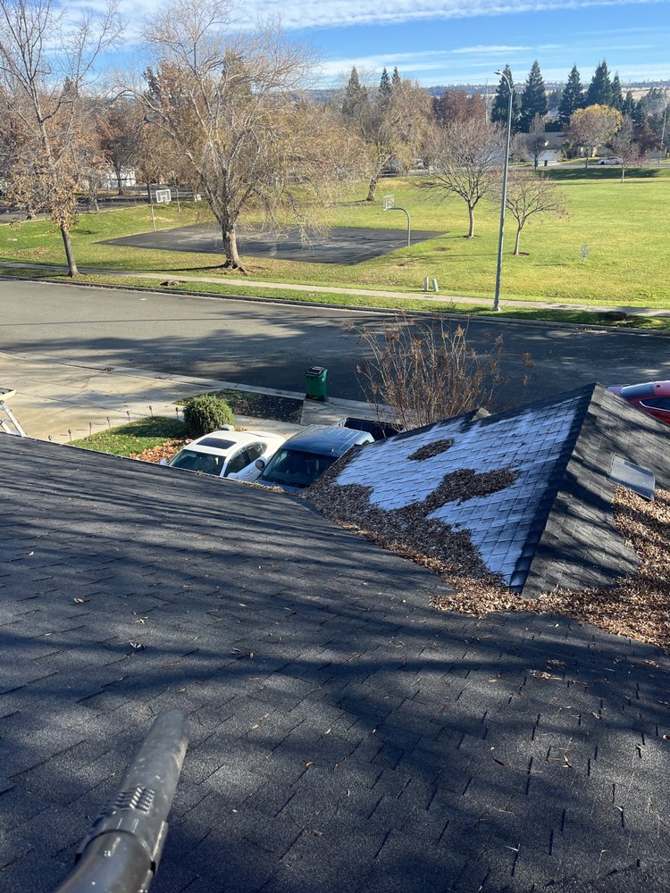 Slide of Butte Gutter Cleaning
