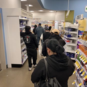 Walgreens - Long long lines and wait times more than an hour! - Drugstores Near Me - Concord, California