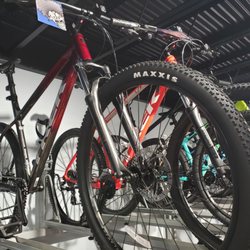 Marty's Reliable Cycle of East Hanover - Trek Mountain Bikes