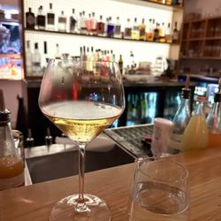 Jimmy Wah's - Wine at the bar