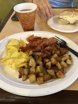 Poppy’s Bagels & More by null