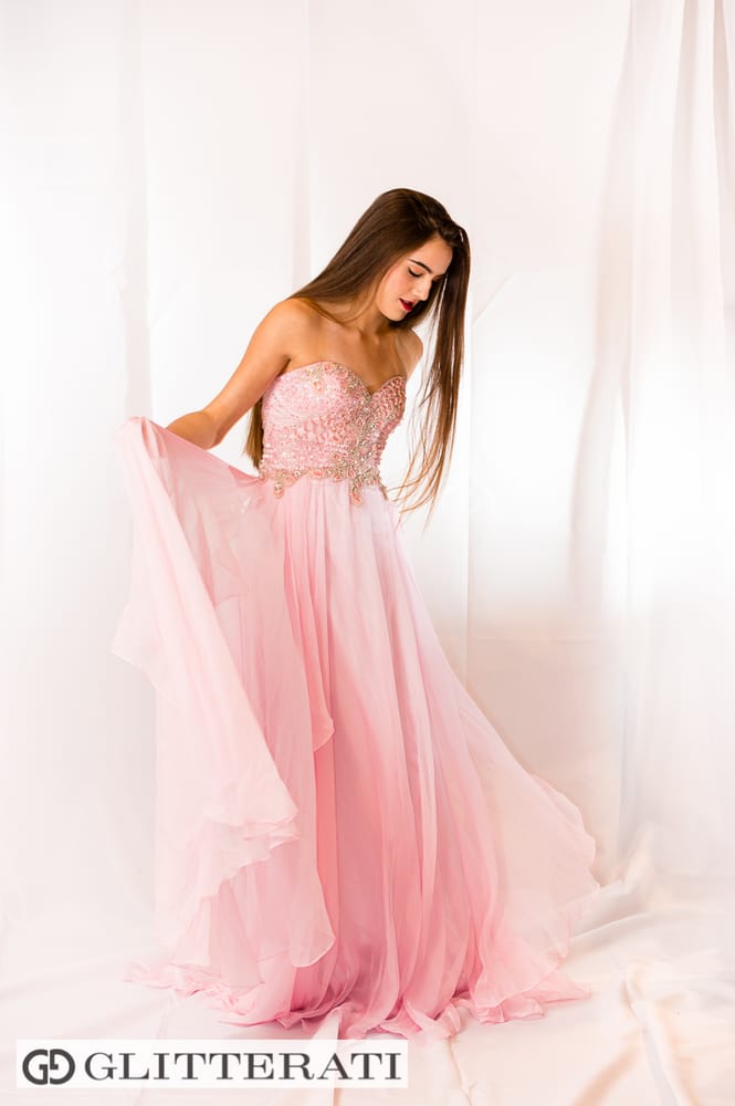 Glitterati 63 Photos 19 Reviews Women S Clothing 121 Lafayette St Salem Ma Phone Number Yelp