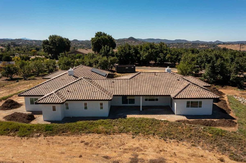 Slide of Bob Piva Roofing