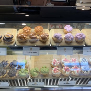 Beard Papa's - Options available - Bakeries Near Me - Katy, Texas