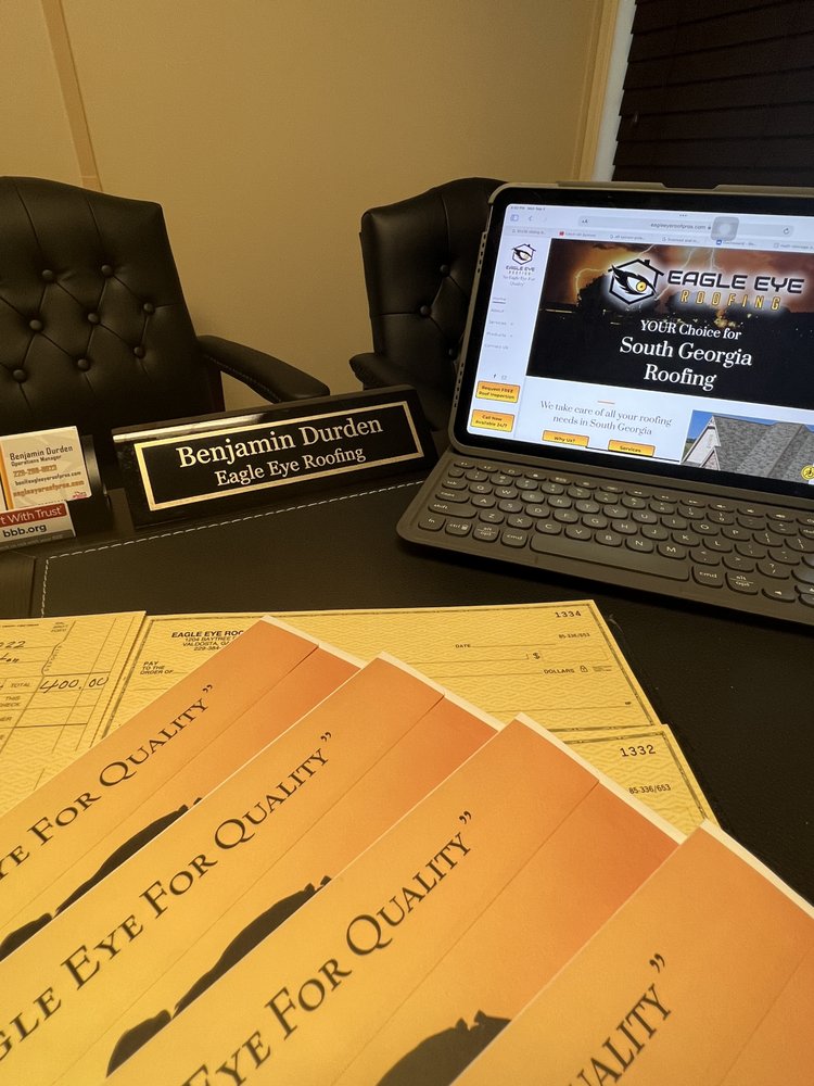 Slide of Eagle Eye Roofing