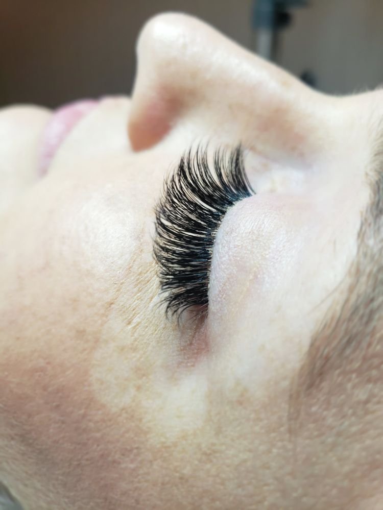 Vanessa Shellhart Logo