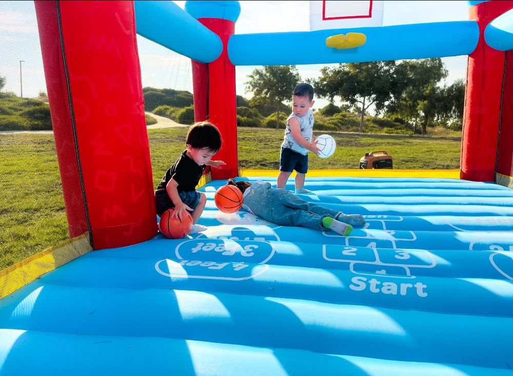 THE BAYS BOUNCE HOUSE San Jose, California Bounce House Rentals