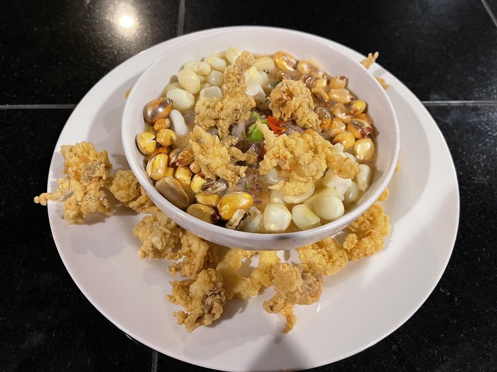 HUARIQUE RESTAURANT BAR Updated June 2024 11 Photos 880 Maple Ave