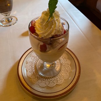Soule Domain - Fresh Strawberries w/a Gran Marnier White Chocolate Mousse - New American Near Me - Kings Beach, California