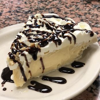 Blue Bonnet Cafe - Desserts Near Me - Marble Falls, Texas