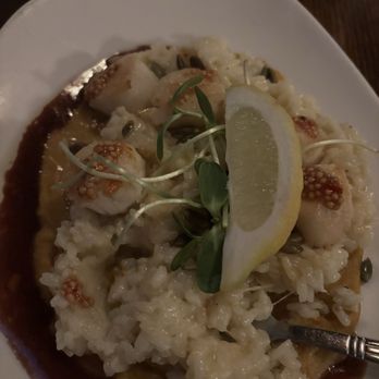 Blue Bird Inn - The sloppy presentation of butternut scallops - American Near Me - Lebanon, Pennsylvania