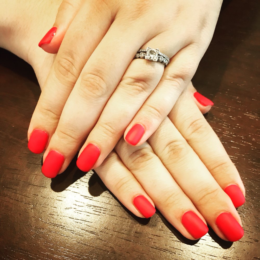 Joli Nails and Makeup Logo