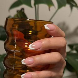 YY Nail Salon